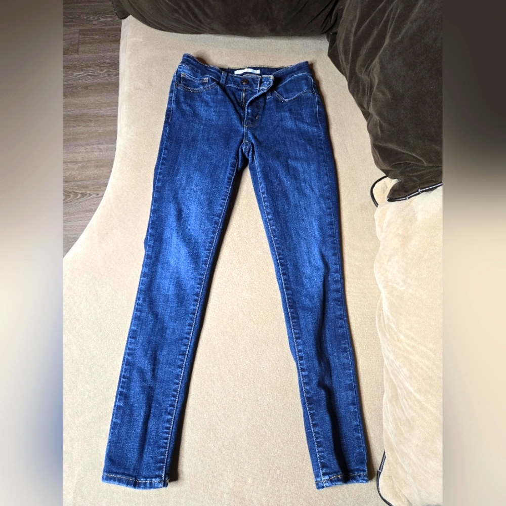 Levi's 711 skinny jeans